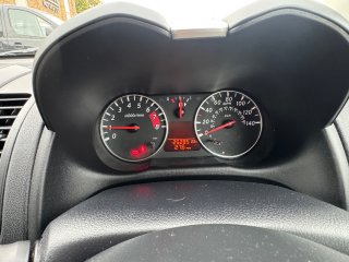 /photos/12453/02698933-9abb-67ae-6f4f-dc2a7b71d0cf_i320x240.jpg