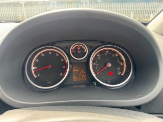 /photos/12453/42bb869e-af06-7123-8097-2778c435e870_i320x240.jpg