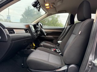 /photos/12453/53d54103-10e8-87fe-8e37-76949aa49106_i320x240.jpg