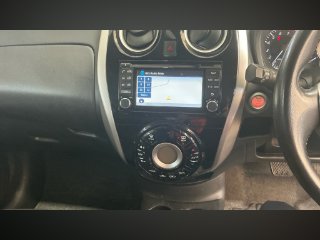 /photos/12453/72b138c8-d069-1c37-fa76-a58404f63d2c_i320x240.jpg