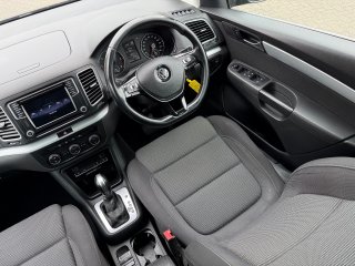 /photos/12453/73e3584f-720e-22ab-3b8c-5ede8f269a0a_i320x240.jpg