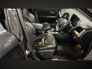 /photos/12453/7b1511c3-b0ba-41c1-a1a0-fa55d77b4c22_i320x240.jpg
