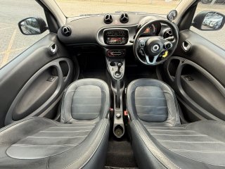 /photos/12453/85221a68-4b29-2d35-a277-da60ed316189_i320x240.jpg