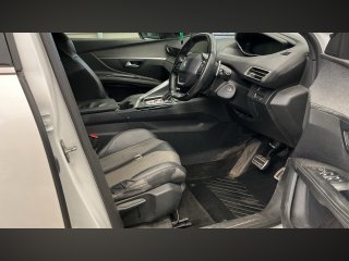/photos/12453/9085b317-8c9e-85c7-3b2c-c3f65753b2bc_i320x240.jpg