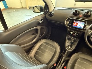 /photos/12453/bc2c6cc7-0624-6d45-7e6c-5301c4cf8830_i320x240.jpg