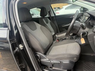 /photos/12453/be269299-3b49-aa65-fee2-9d6ee70c7fc0_i320x240.jpg