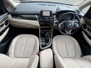 /photos/12453/cab40dba-9212-f9e6-a5ab-974b0a19f473_i320x240.jpg