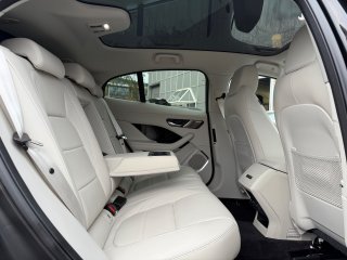 /photos/12453/cf304bc5-51a8-46bc-71f1-dd35e6497c28_i320x240.jpg