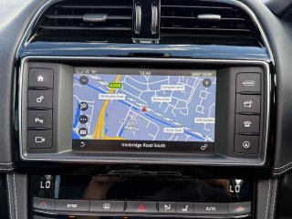 /photos/12453/f19e90bd-496b-7aae-6847-3f4d651aee53_i320x240.jpg