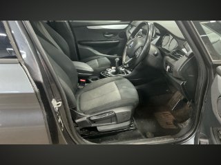 /photos/12453/fd9d97e2-c8eb-f6fe-3be9-b17af475c9df_i320x240.jpg